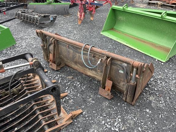 W.R. Long 4 in 1 Bucket Equipment Image0