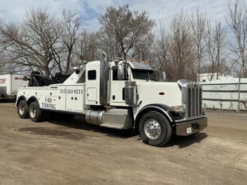 Main image Peterbilt 389