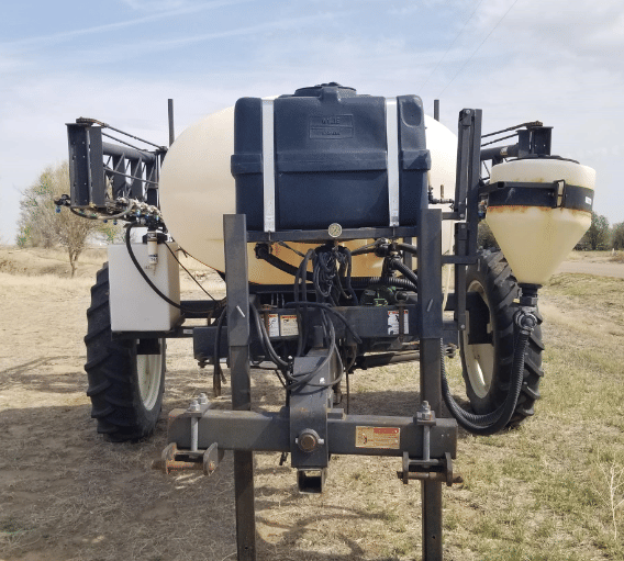 Wylie 1000G Chemical Applicators Sprayers Pull Type for Sale