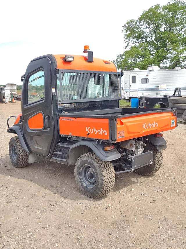 Image of Kubota RTV-X1100C equipment image 2
