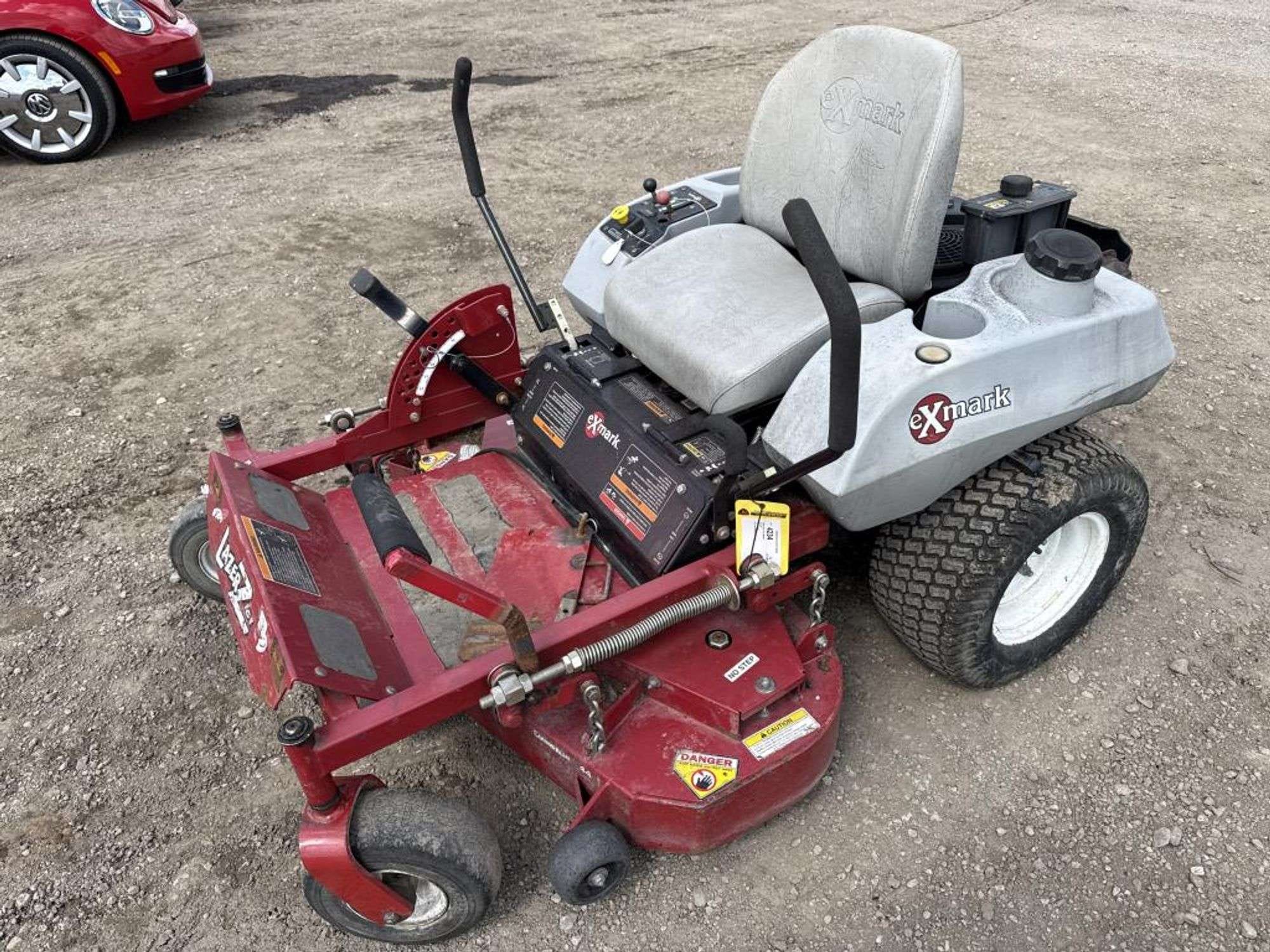 Exmark Lazer ZCT Equipment Image0