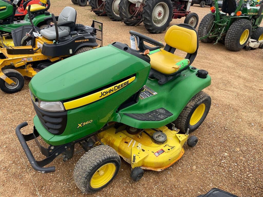 Main image John Deere X360