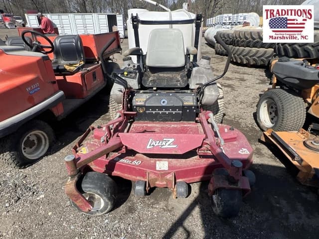 Image of Exmark Lazer Z equipment image 1