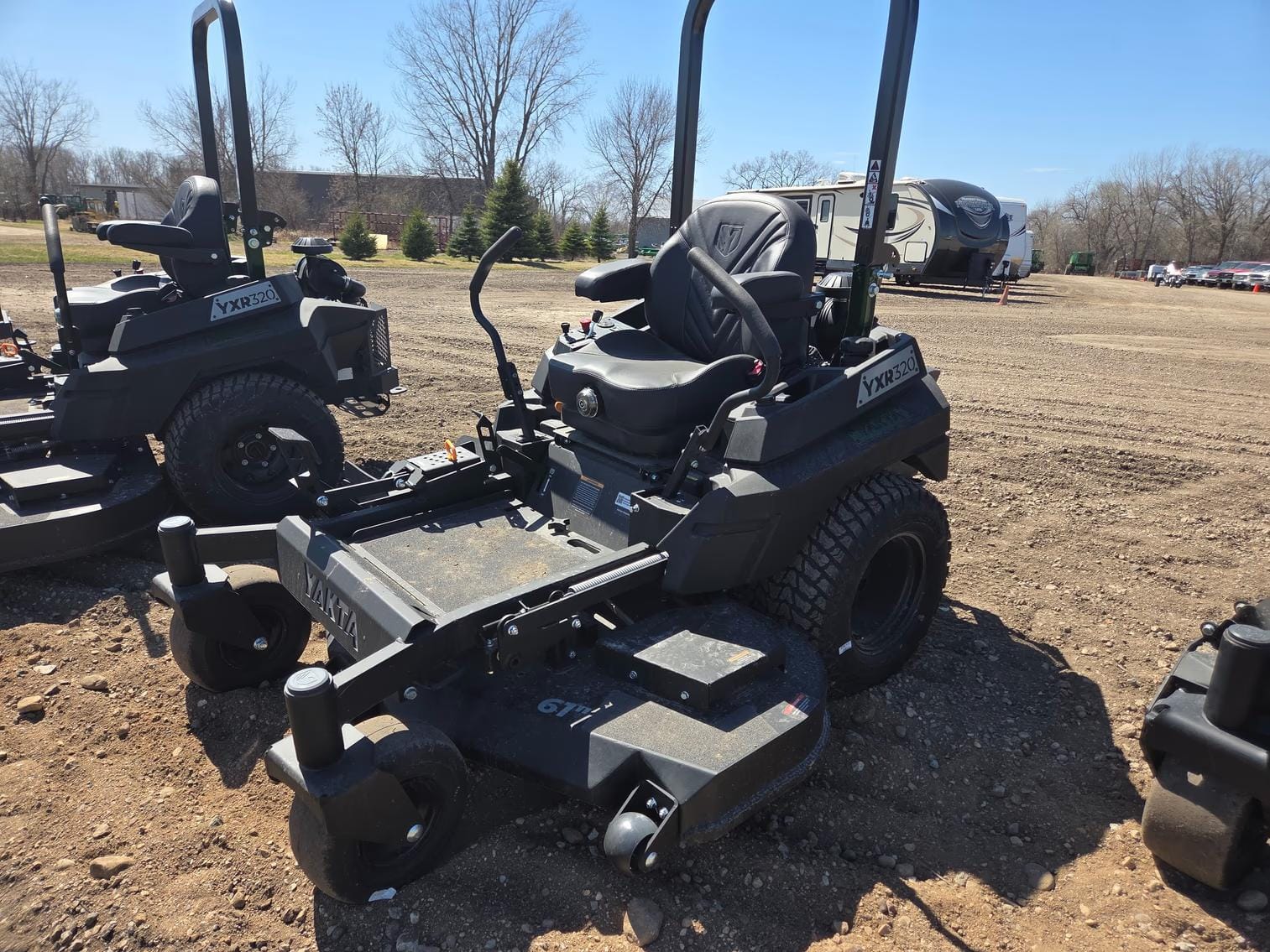 YAKTA YXR320 Equipment Image0