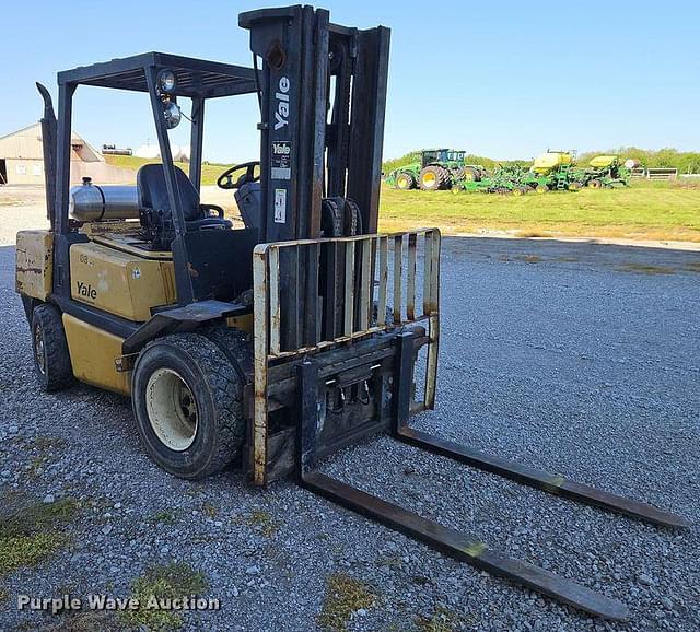 Image of Yale GDP090LGNUBE093 equipment image 2