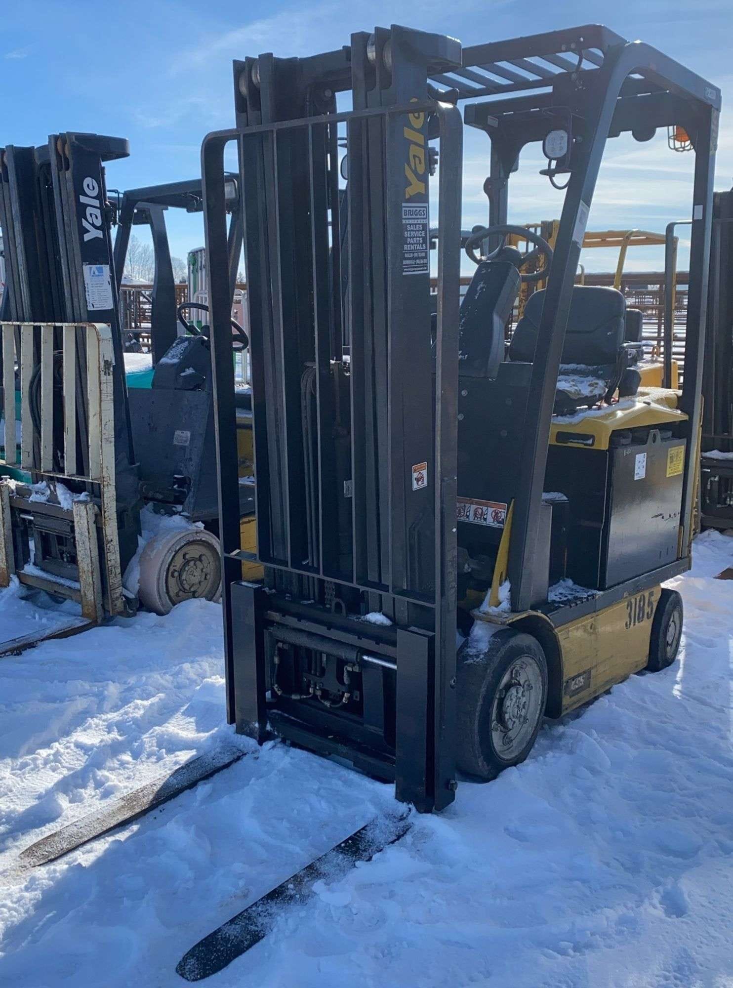 Yale ERC030VAN36TE082 Equipment Image0