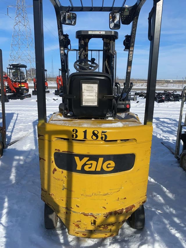 Image of Yale ERC030VAN36TE082 equipment image 4