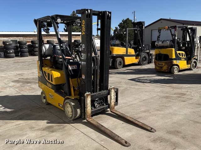 Image of Yale GLC040SVXNESE082 equipment image 2