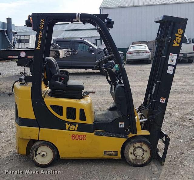 Image of Yale GLC040SVXNRSE082 equipment image 3