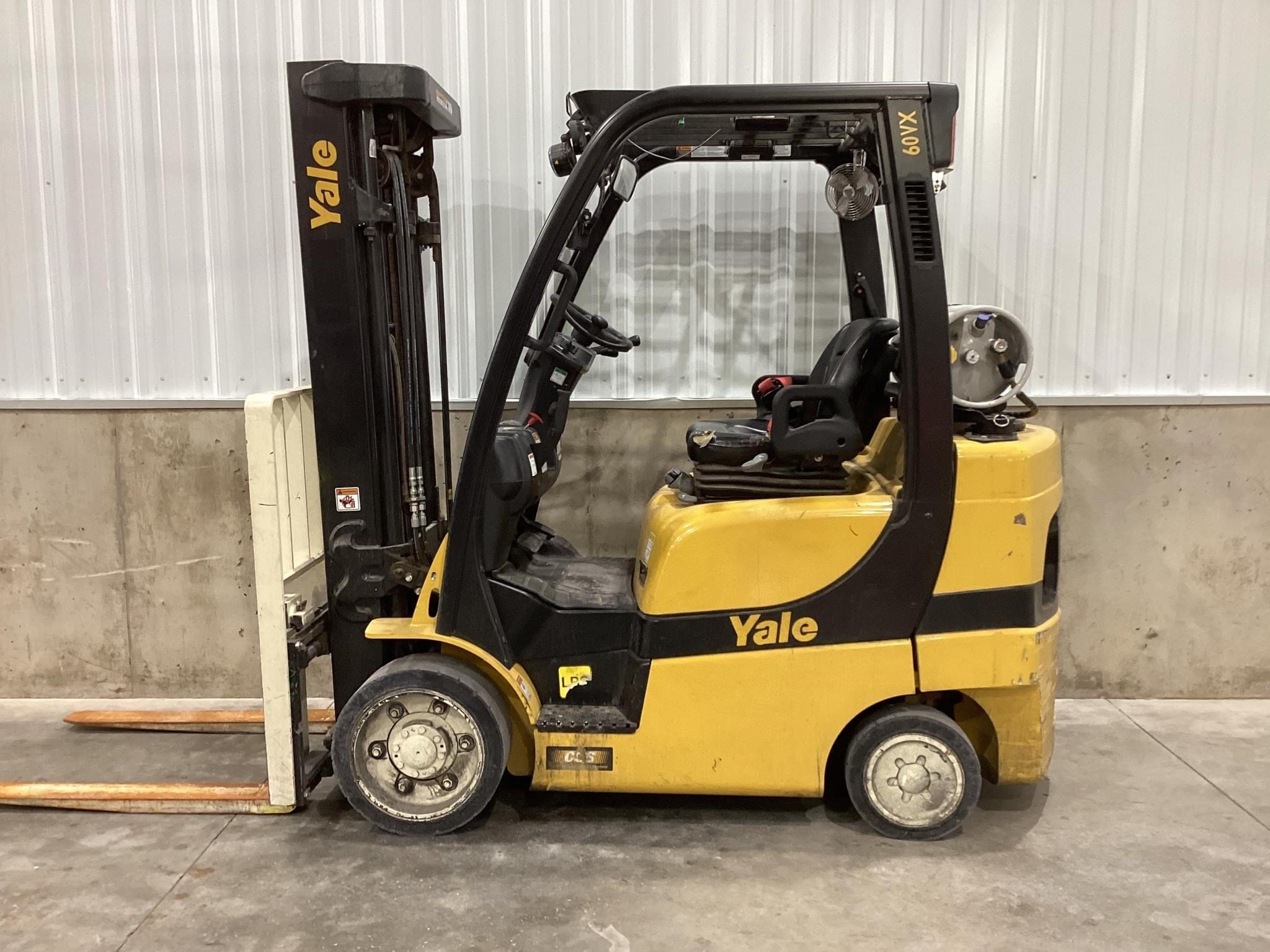 2019 Yale GLC060VX Equipment Image0