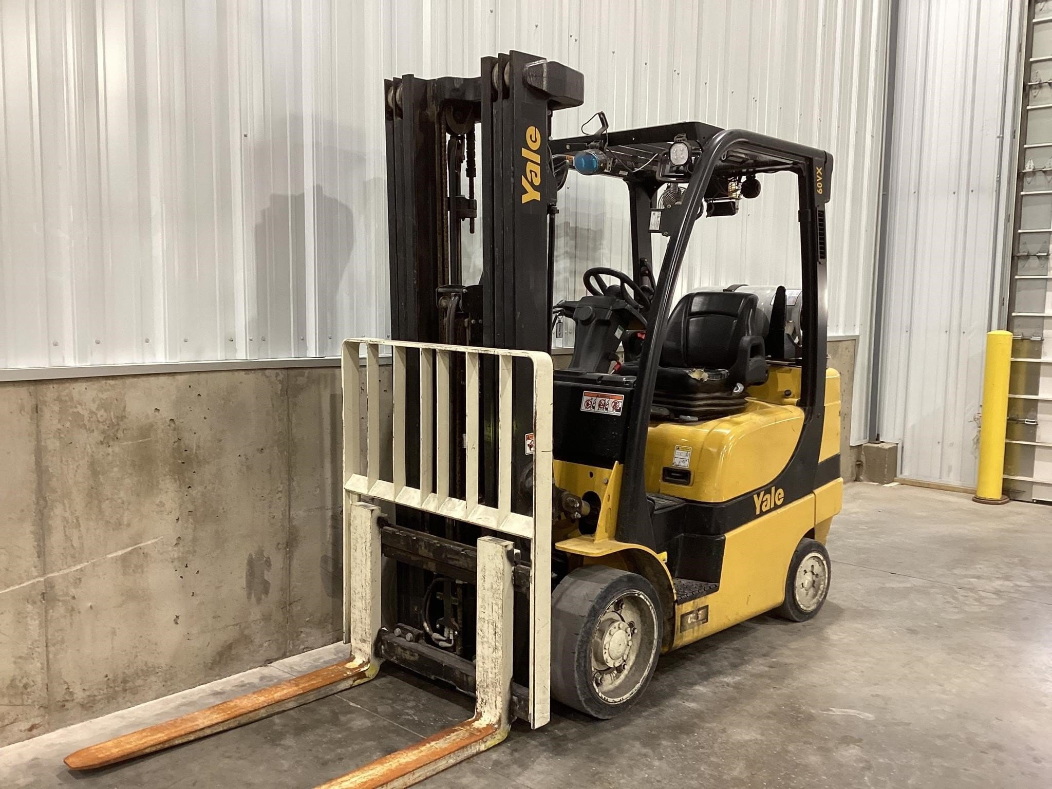 2019 Yale GLC060VX Equipment Image0