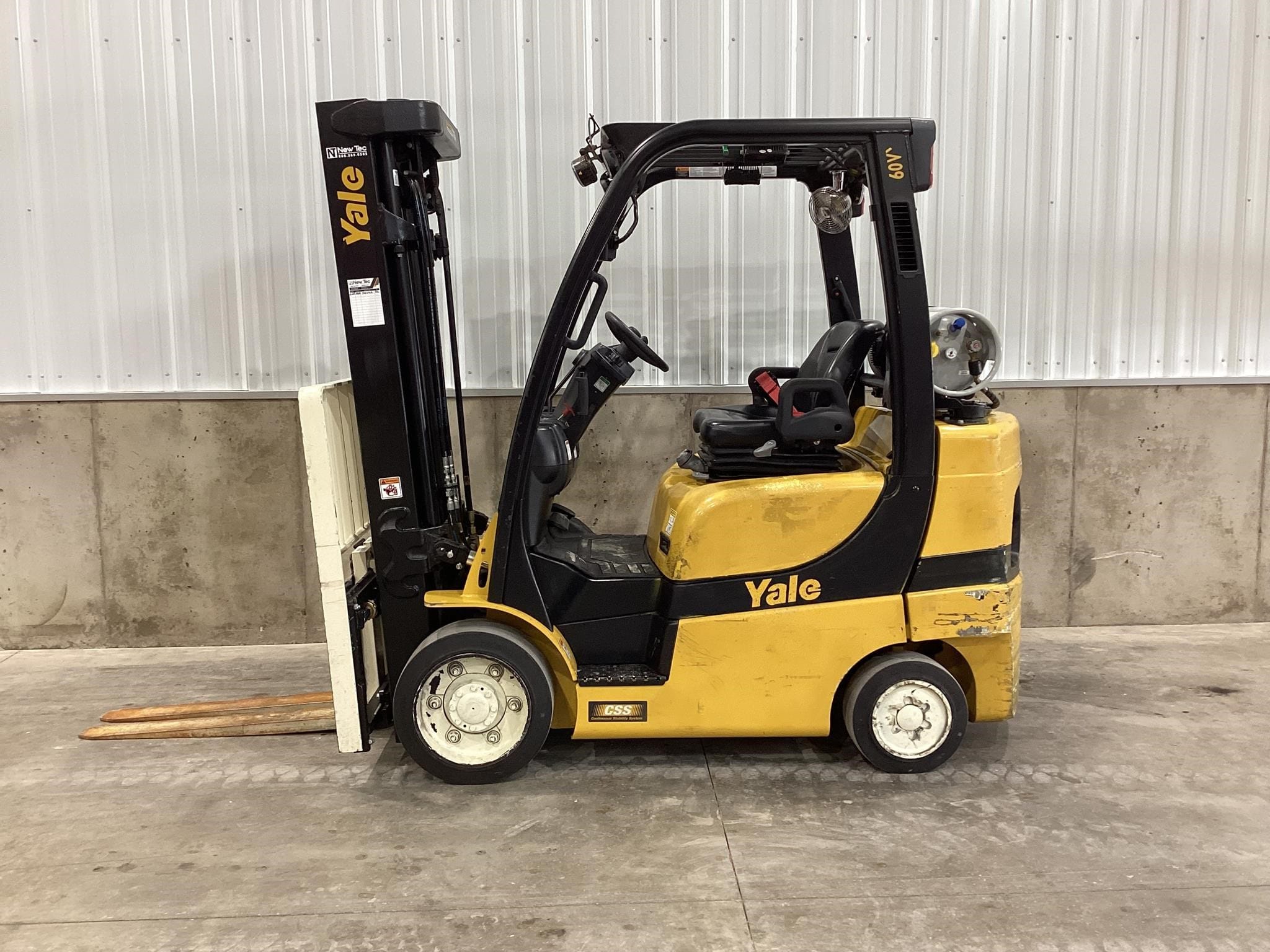 2019 Yale GLC060VX Equipment Image0