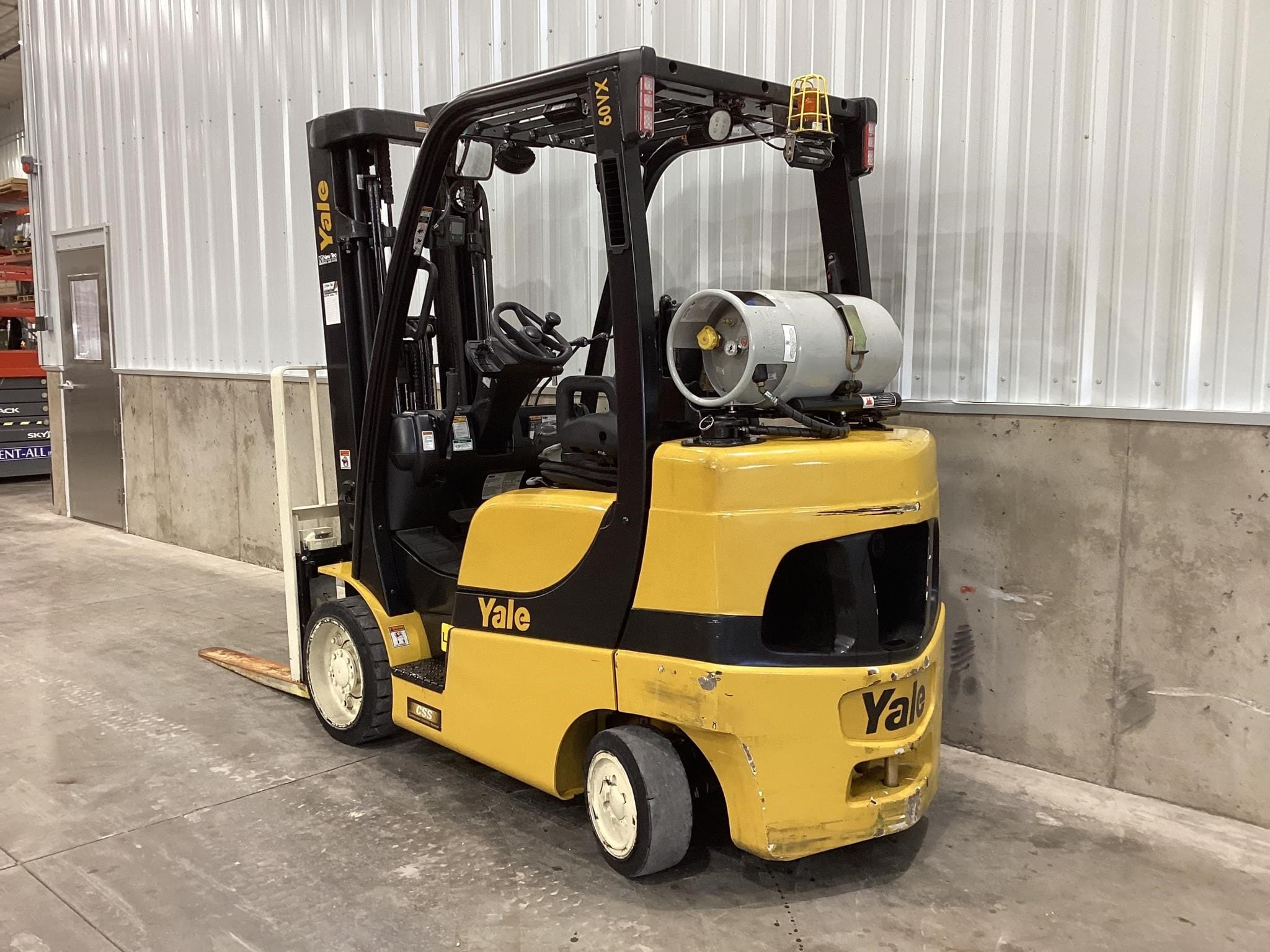 2019 Yale GLC060VX Equipment Image0