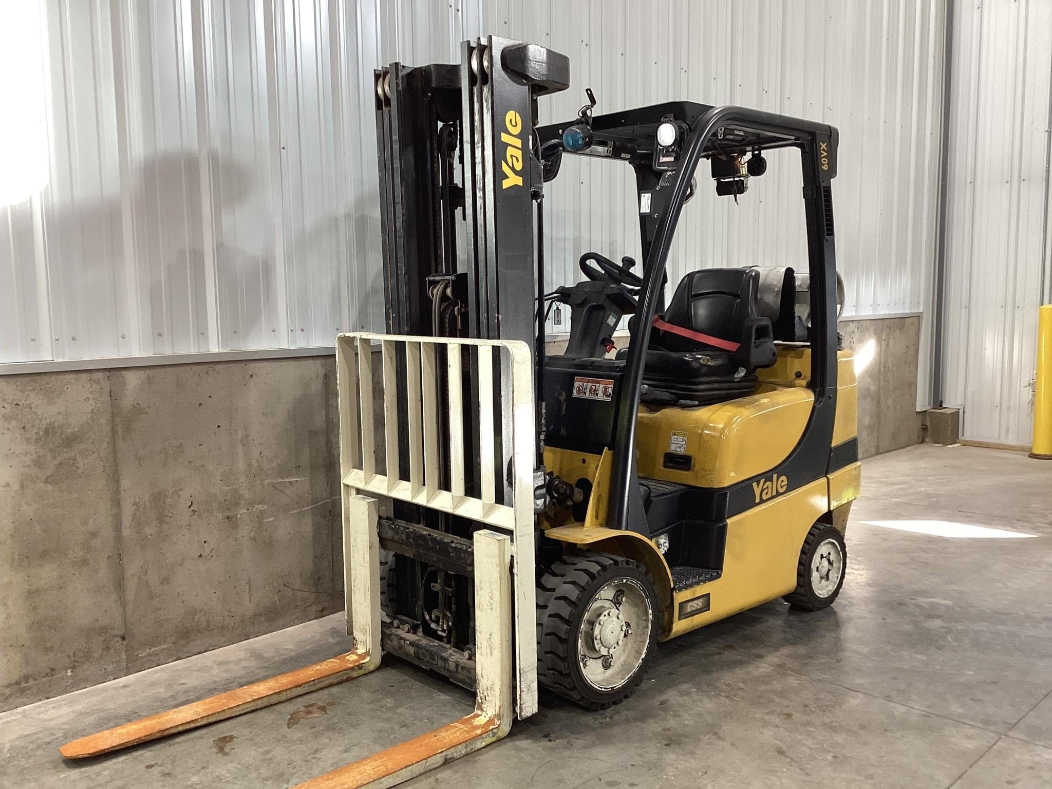 2019 Yale GLC060VX Equipment Image0