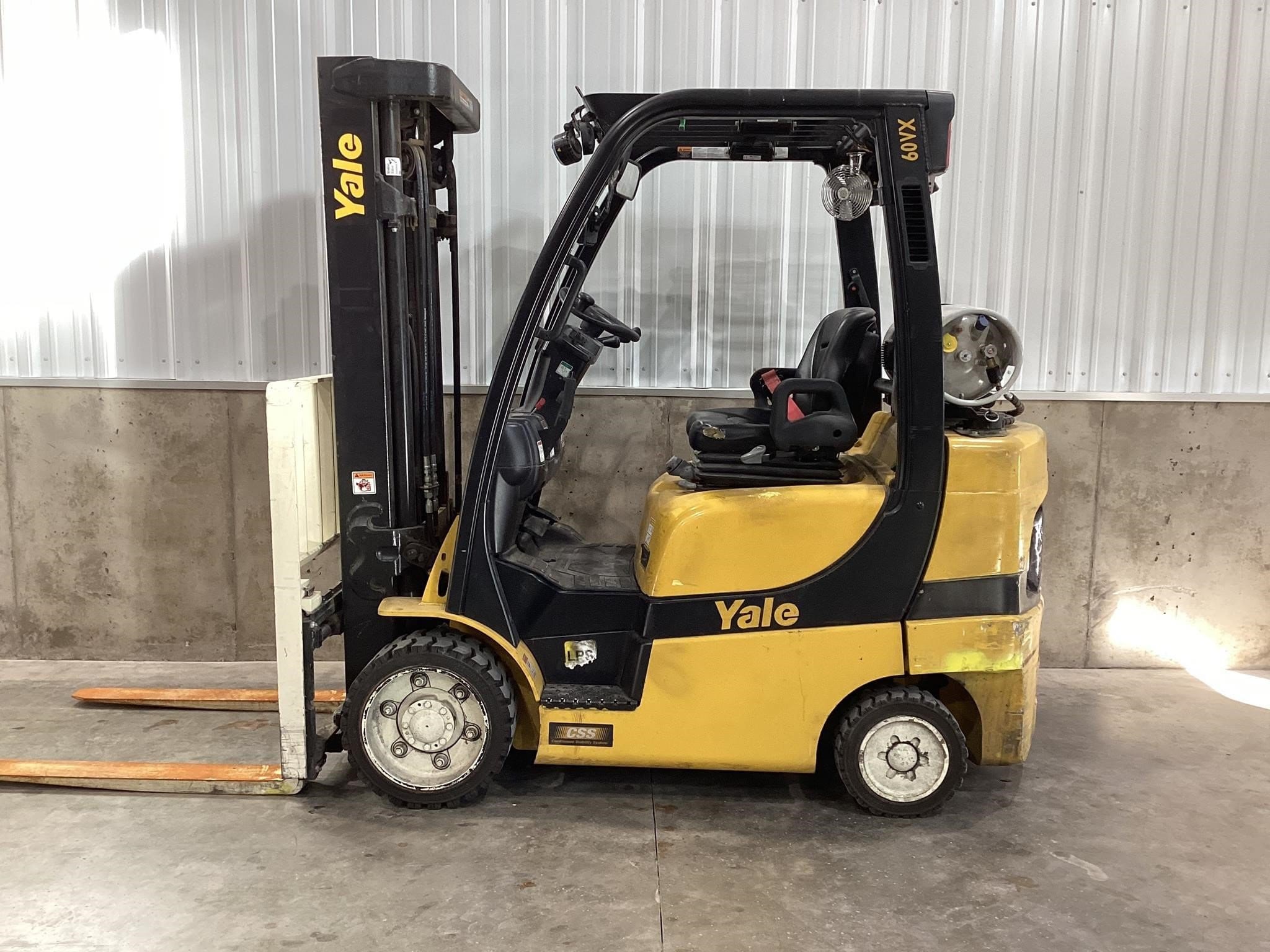 2019 Yale GLC060VX Equipment Image0