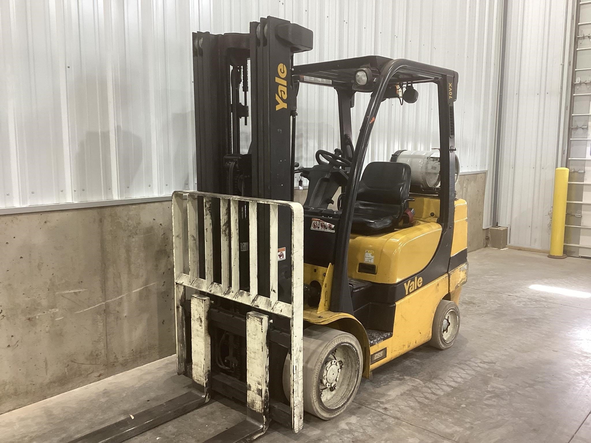 2019 Yale GLC070VXNEAE088 Equipment Image0