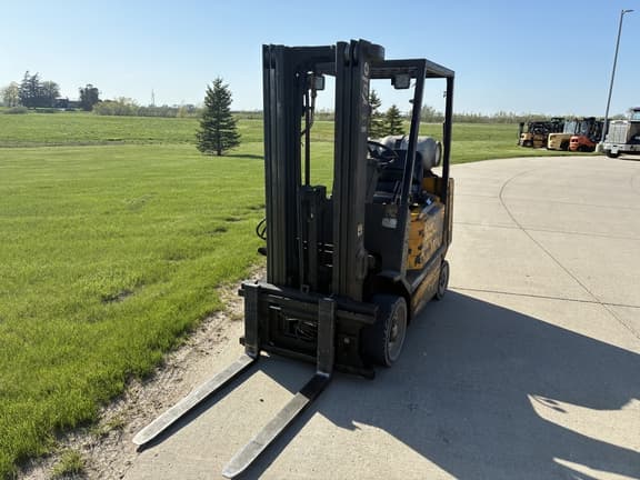 Image of Yale GLC500 equipment image 1