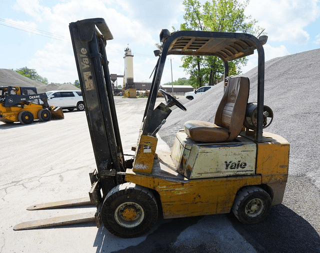Image of Yale GLP040ADJUAV085 equipment image 3