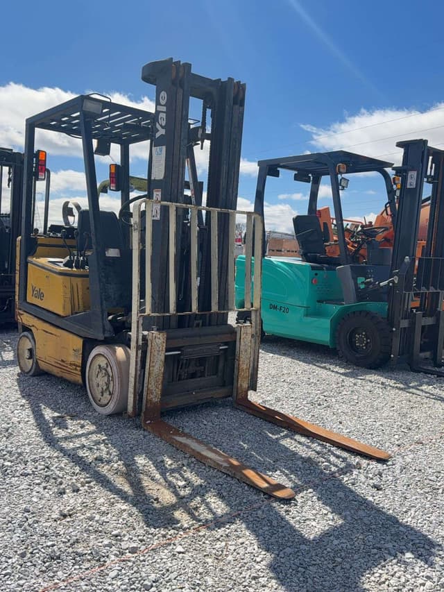 Image of Yale LP equipment image 2