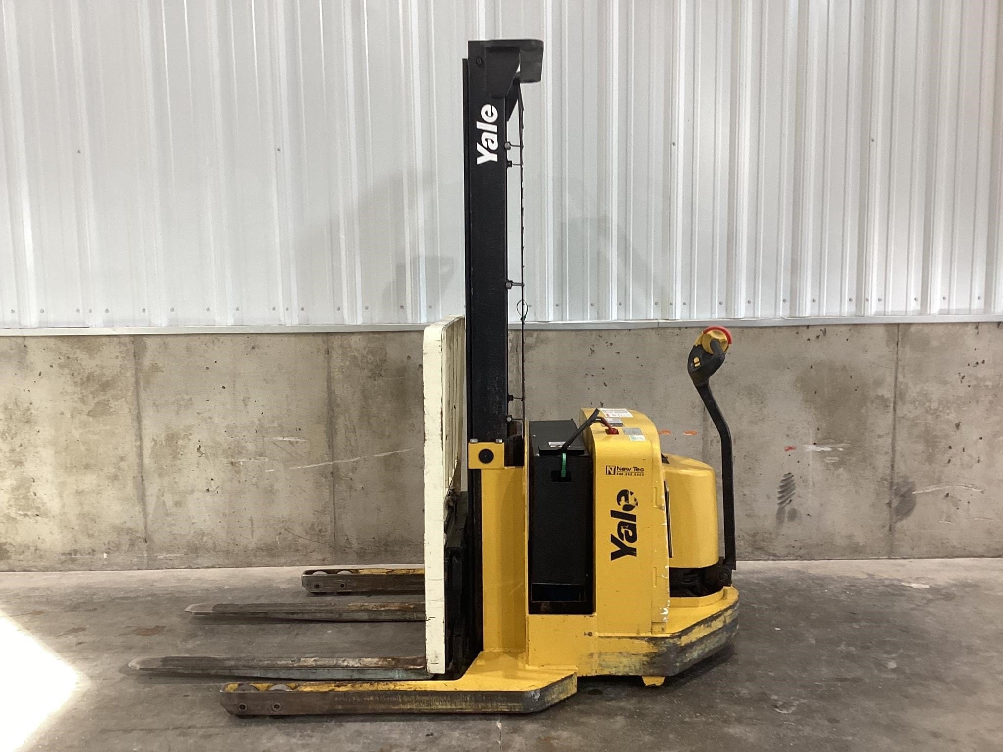 2007 Yale MSW040SE Equipment Image0