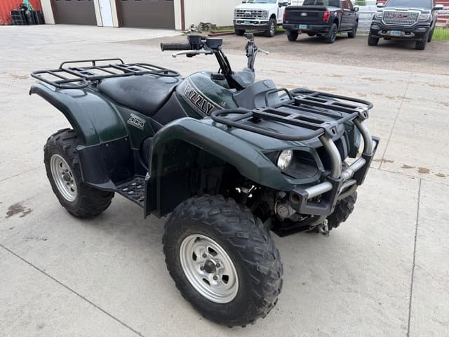 Image of Yamaha Grizzly 660 equipment image 2