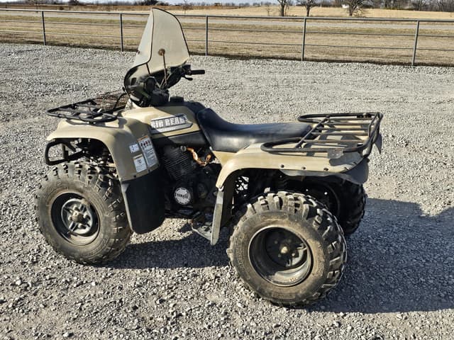 Image of Yamaha Big Bear 400 equipment image 2