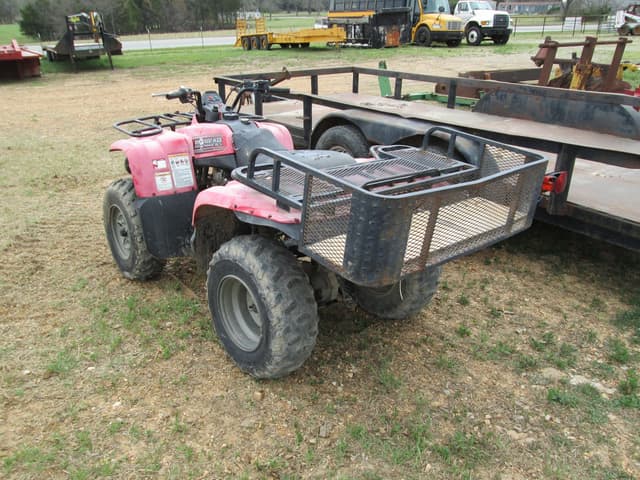 Image of Yamaha Big Bear 400 equipment image 3