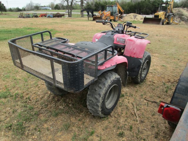 Image of Yamaha Big Bear 400 equipment image 2