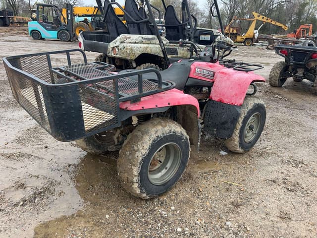 Image of Yamaha Big Bear 400 equipment image 3