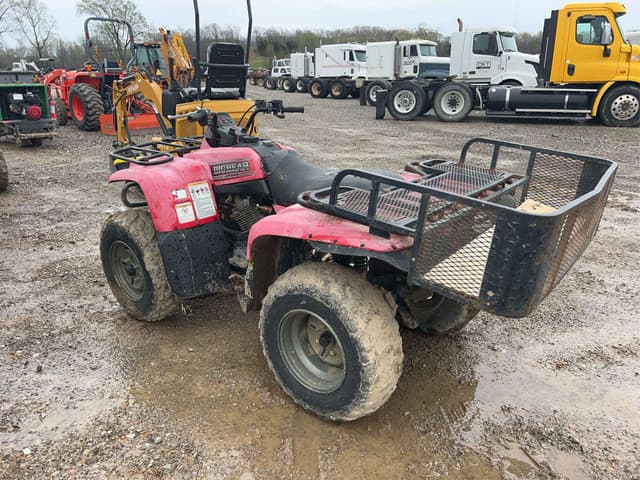 Image of Yamaha Big Bear 400 equipment image 1