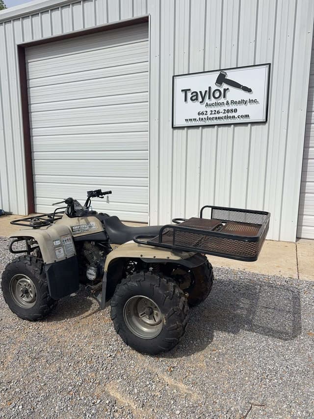 Image of Yamaha Big Bear 400 equipment image 2