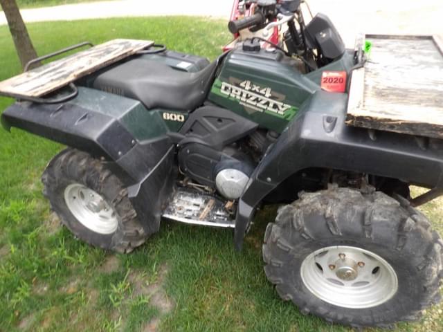 Image of Yamaha Grizzly 600 equipment image 3