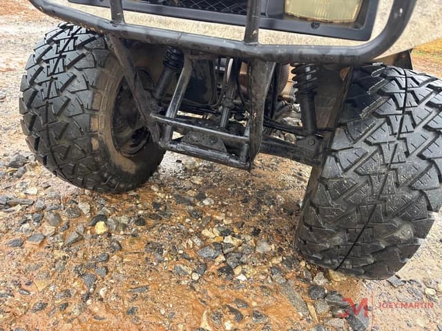 Image of Yamaha Moto 4 equipment image 4