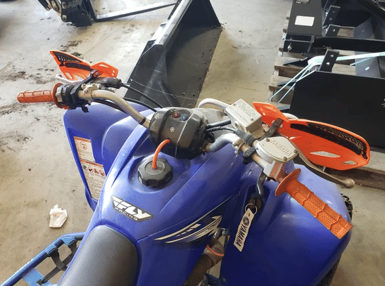 Image of Yamaha Raptor 350 equipment image 3