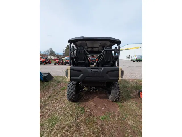 Image of Yamaha Wolverine X4 equipment image 3