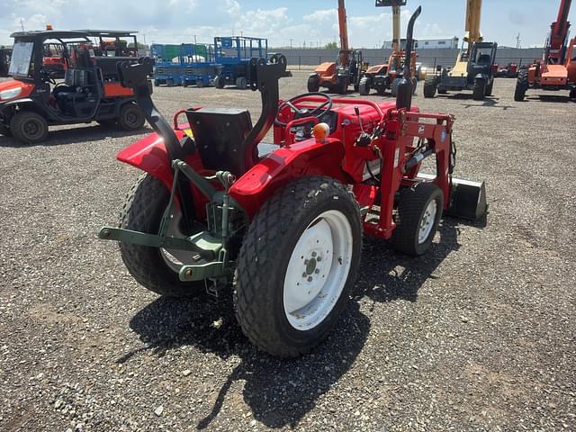 Image of Yanmar YM2020 equipment image 2