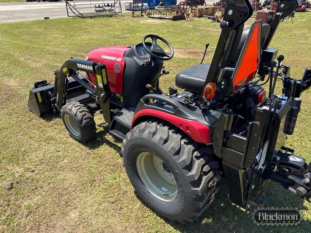 Yanmar 425 Equipment Image0
