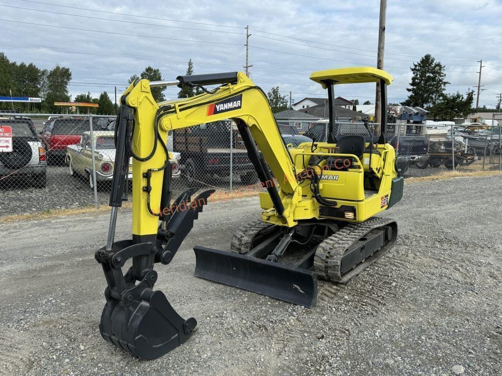 Main image Yanmar B27