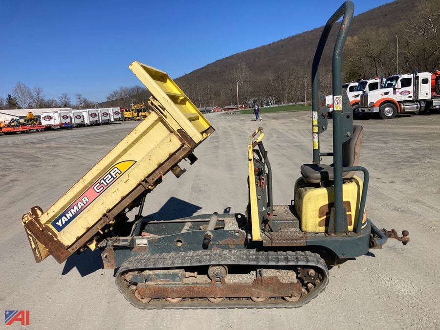 Yanmar C12R Equipment Image0