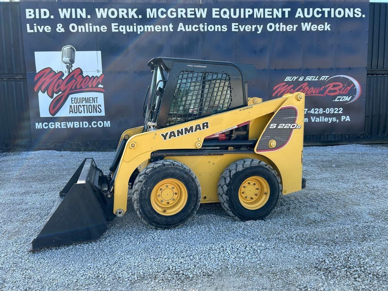 Yanmar S220R Equipment Image0