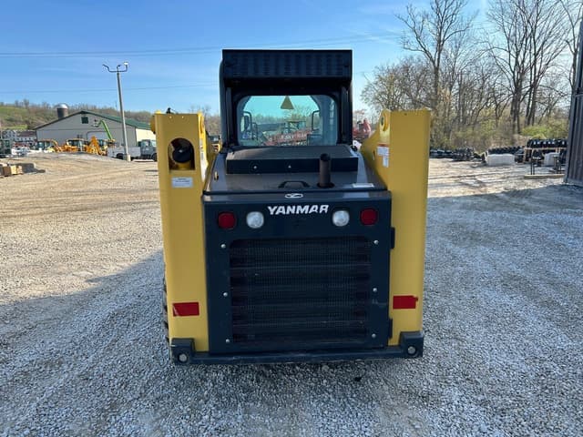 Image of Yanmar S220R equipment image 2