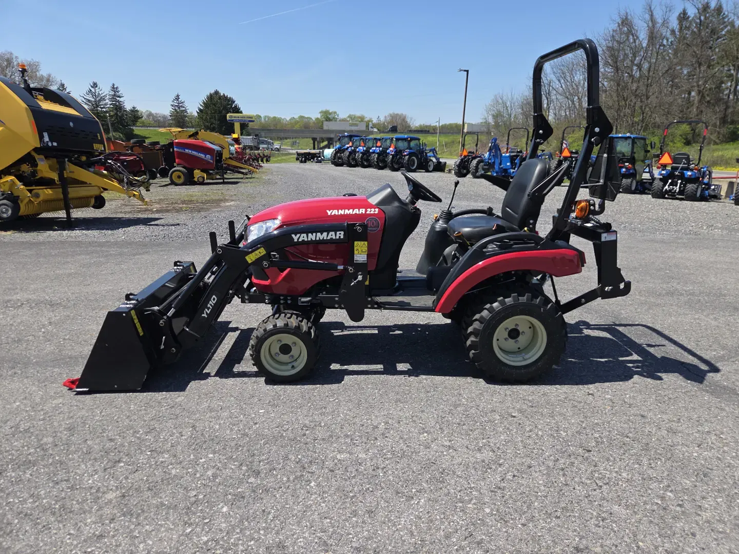 Yanmar SA223 Equipment Image0