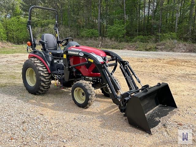 Image of Yanmar SA425 equipment image 2
