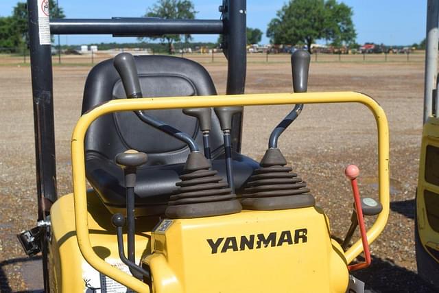 Image of Yanmar SV08 equipment image 4