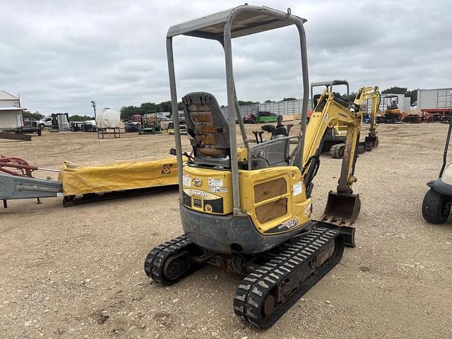Image of Yanmar VIO17 equipment image 4