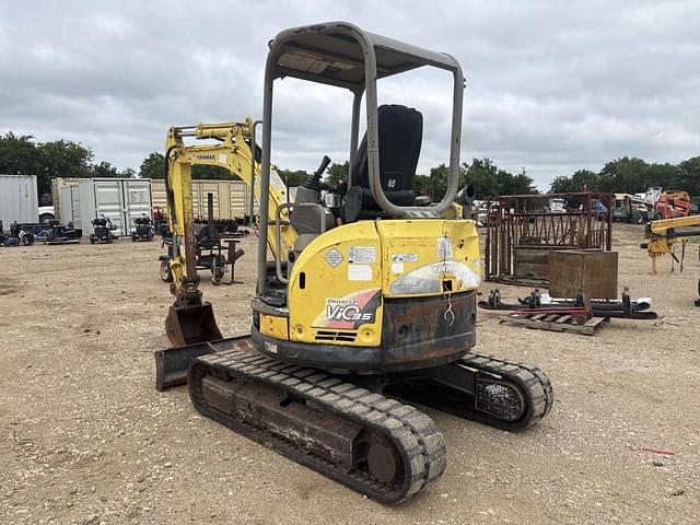 Image of Yanmar VIO35 equipment image 2