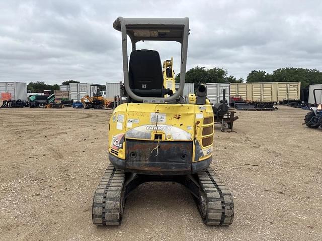 Image of Yanmar VIO35 equipment image 3