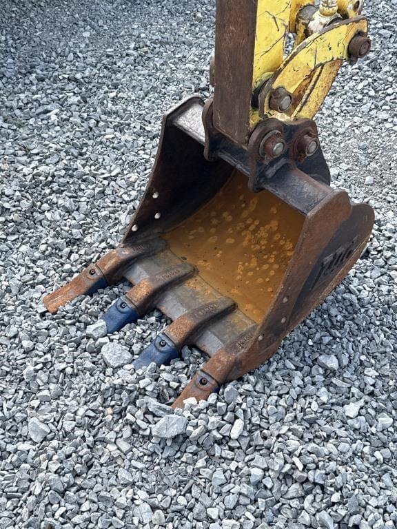 Image of Yanmar VI017 equipment image 4