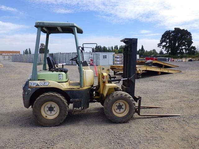 Image of Yanmar V3-5A equipment image 2