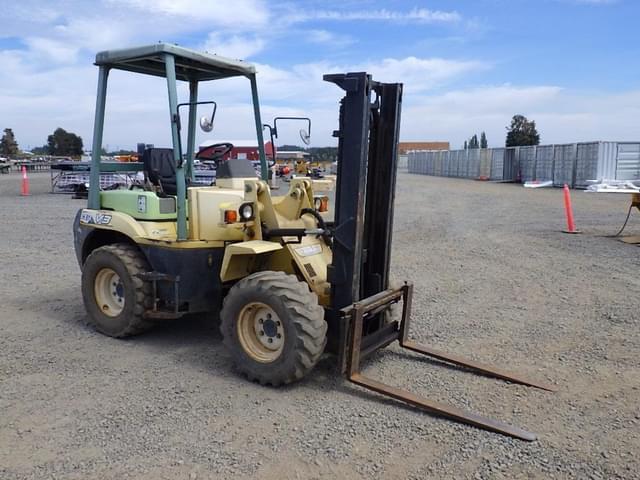 Image of Yanmar V3-5A equipment image 1